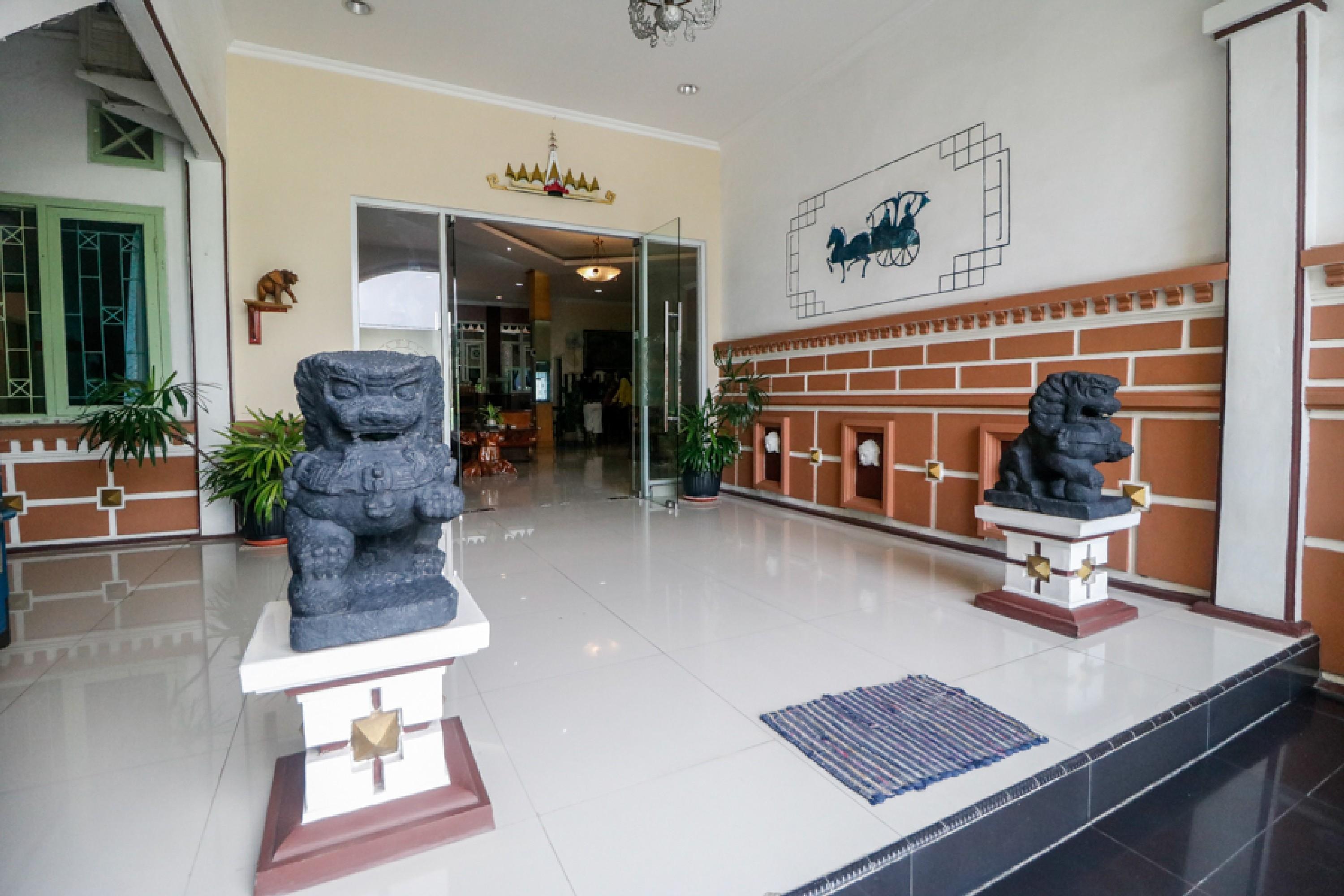 Reddoorz Near Kartini Mall Lampung Bandar Lampung Ngoại thất bức ảnh
