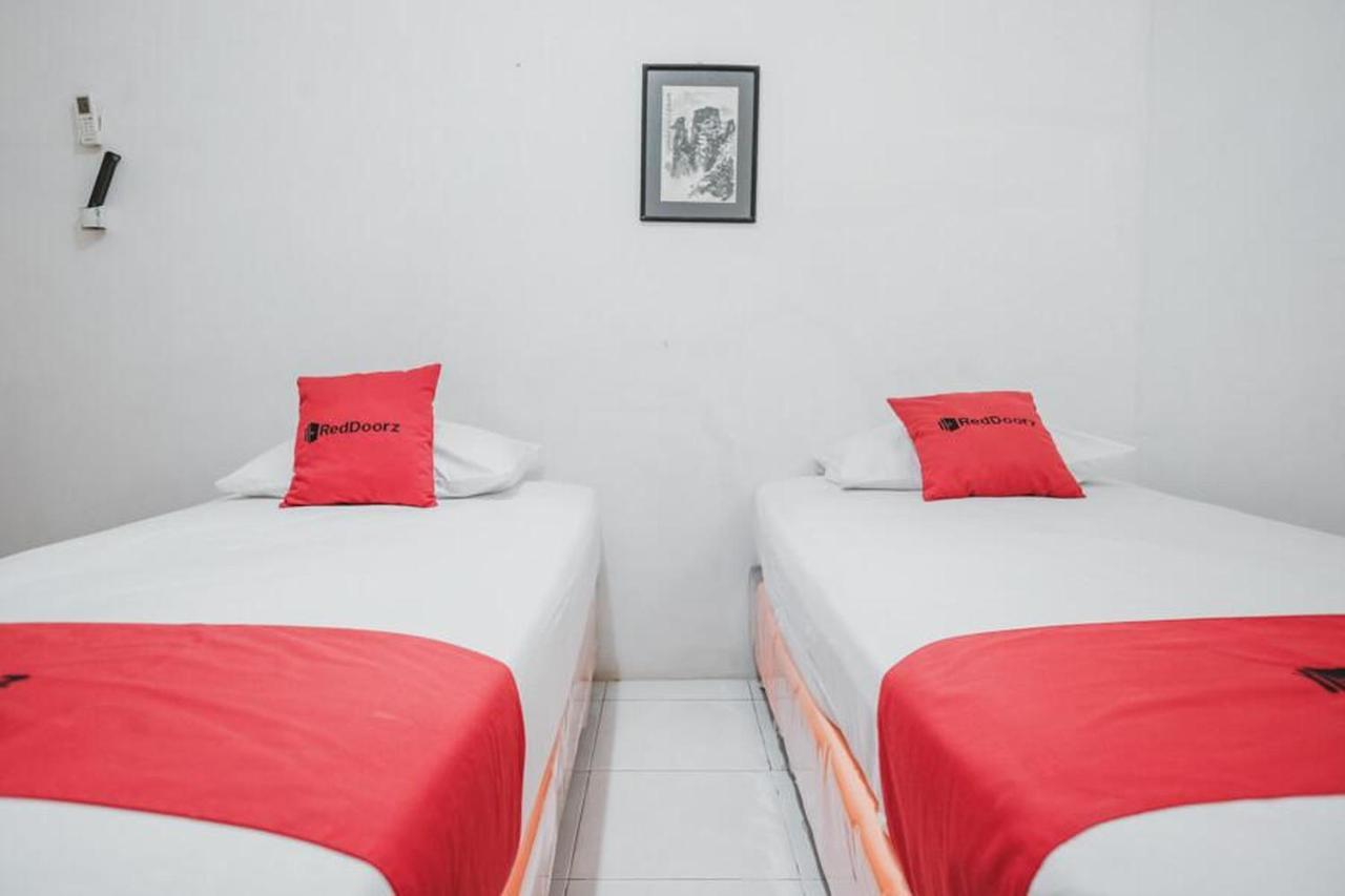 Reddoorz Near Kartini Mall Lampung Bandar Lampung Ngoại thất bức ảnh