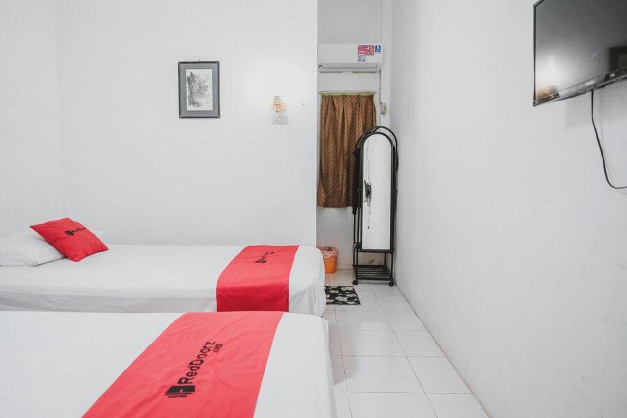 Reddoorz Near Kartini Mall Lampung Bandar Lampung Ngoại thất bức ảnh